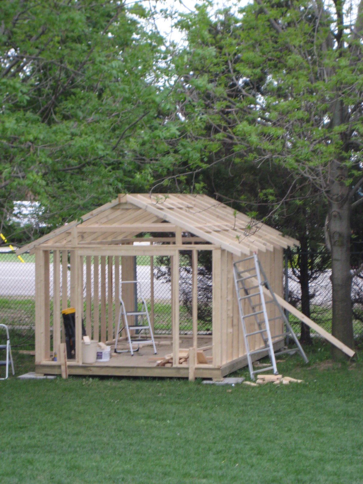 Building Shed Roof